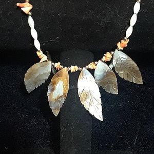 🐙 GRAB 3 ITEMS 30% OFF  Natural hand carved Shell Necklace